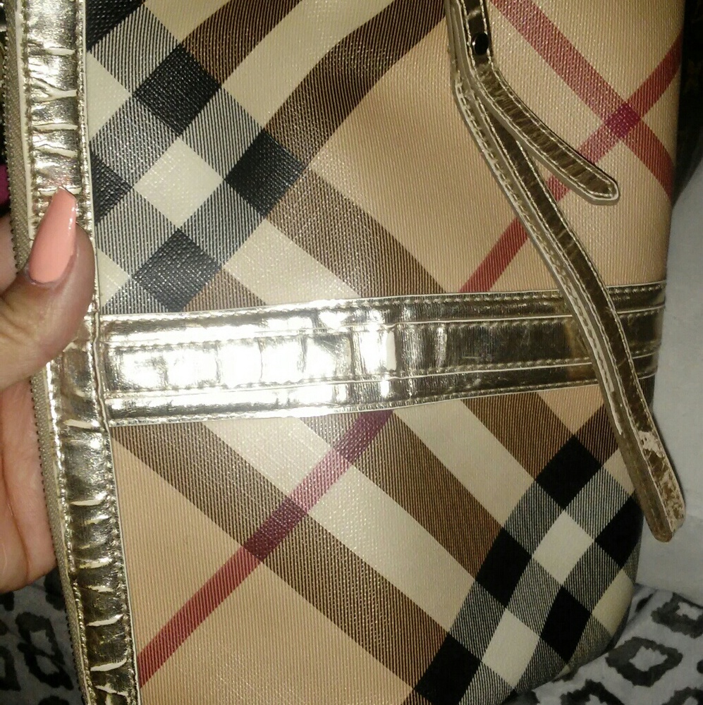 Burberry wristlet